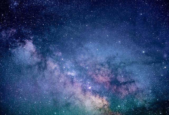 astronomy-1867616_640.jpg