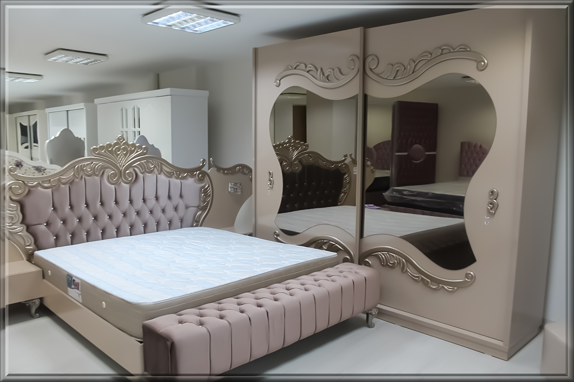 bed-1436574.jpg