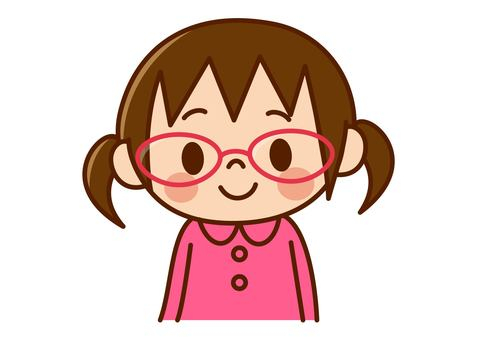 眼鏡をかけた子供.jpeg
