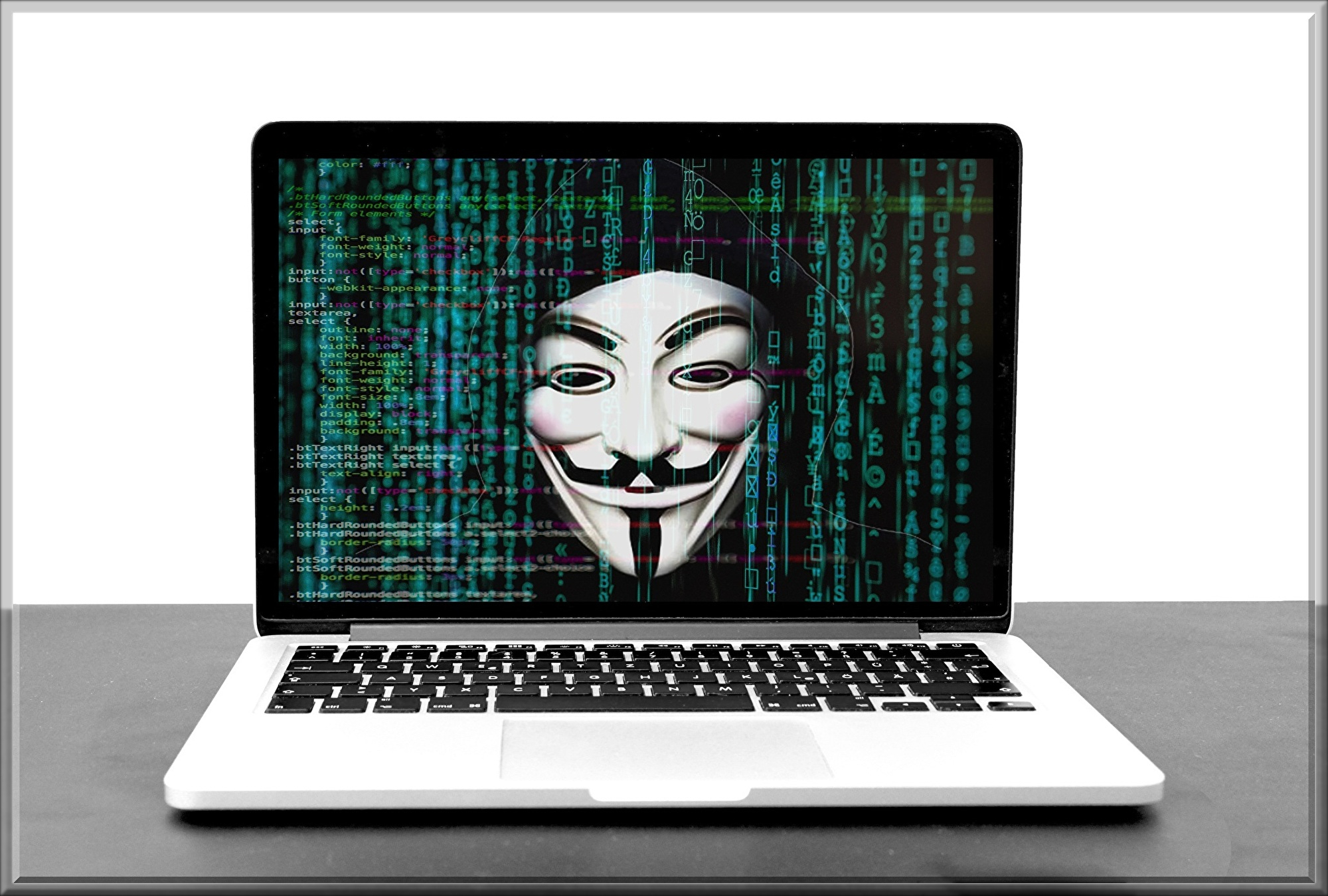 hacker-5332764.jpg