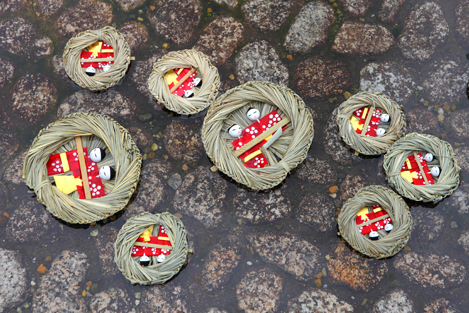 下鴨神社流しびな２.jpg