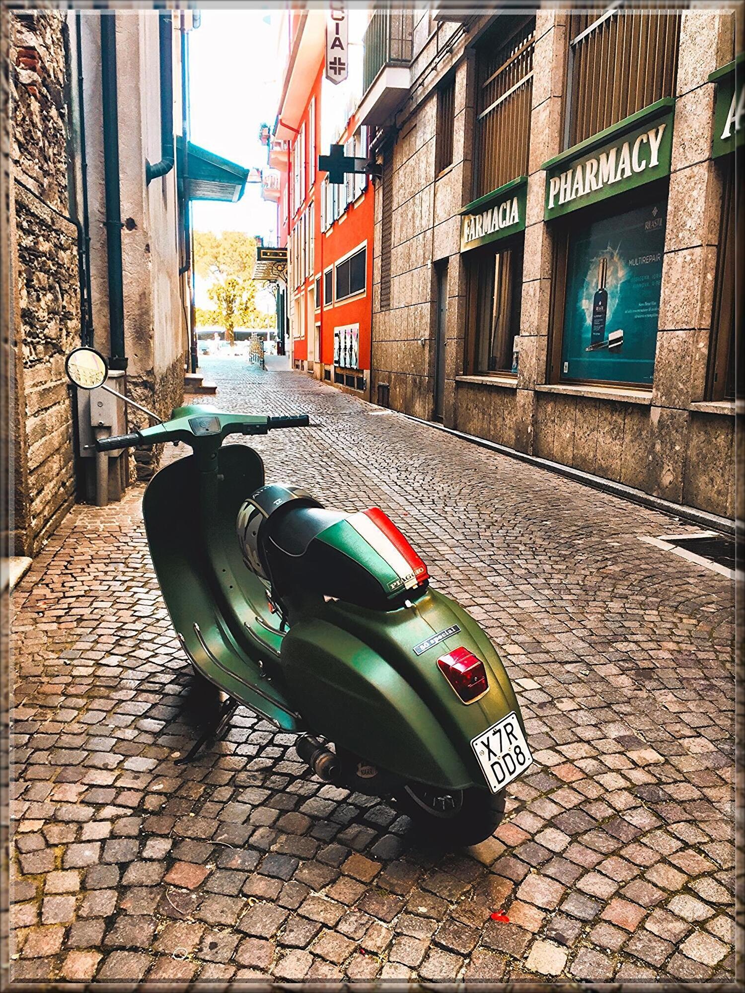 albert-WswqR4xIuH8-unsplash.jpg