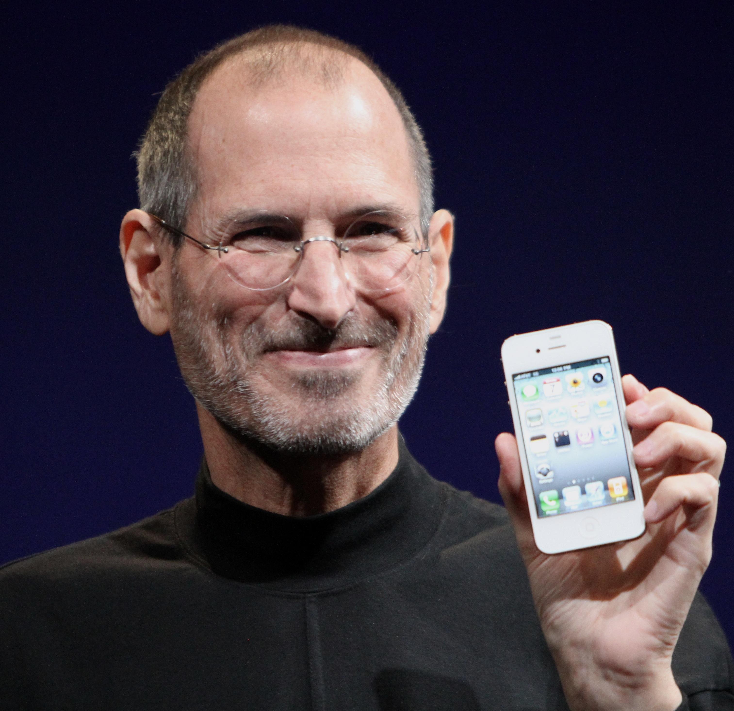 Steve_Jobs_Headshot_2010-CROP_(cropped_2).jpg