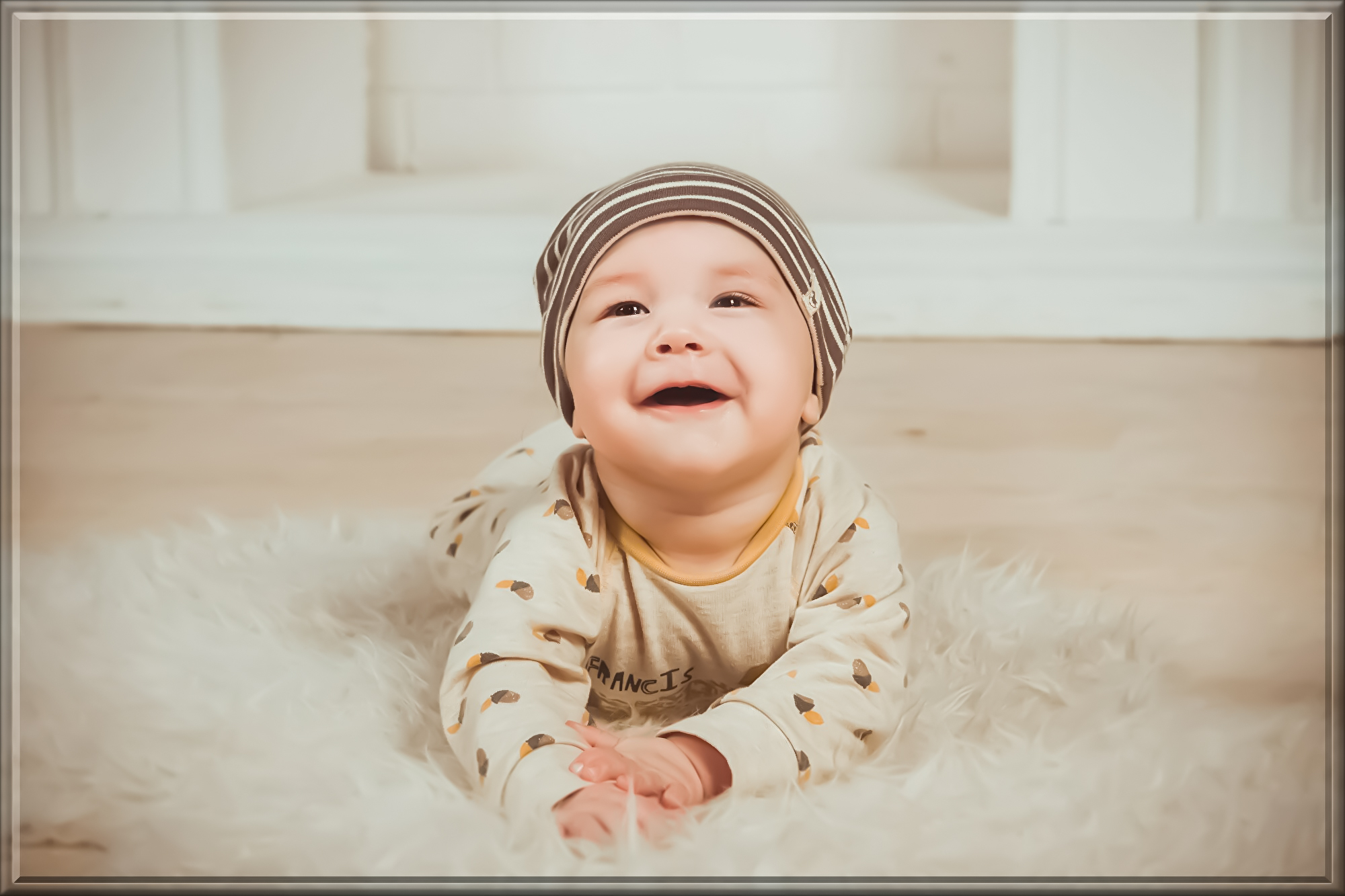 babe-2972221.jpg