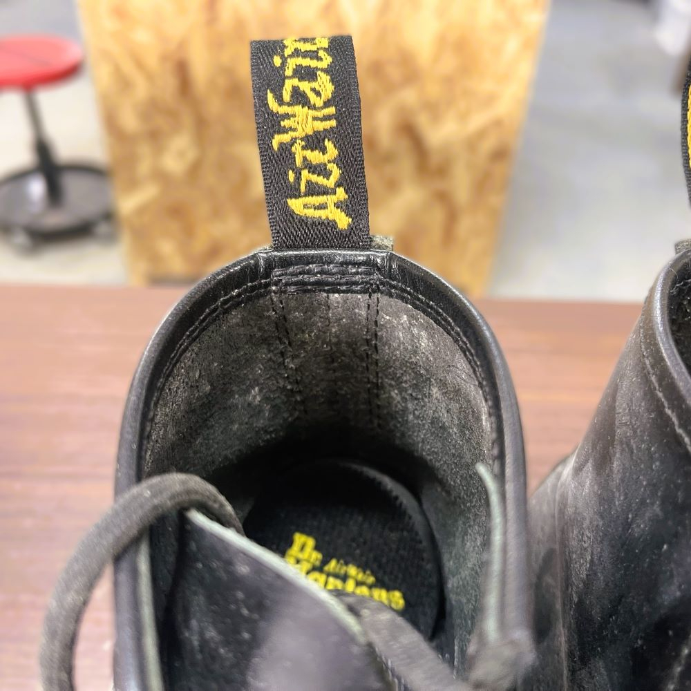 drmartens-mold-before-inside.jpg