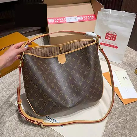 lv-bag-02.jpg