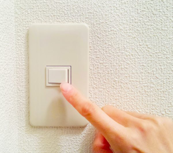 電気スイッチ.jpg