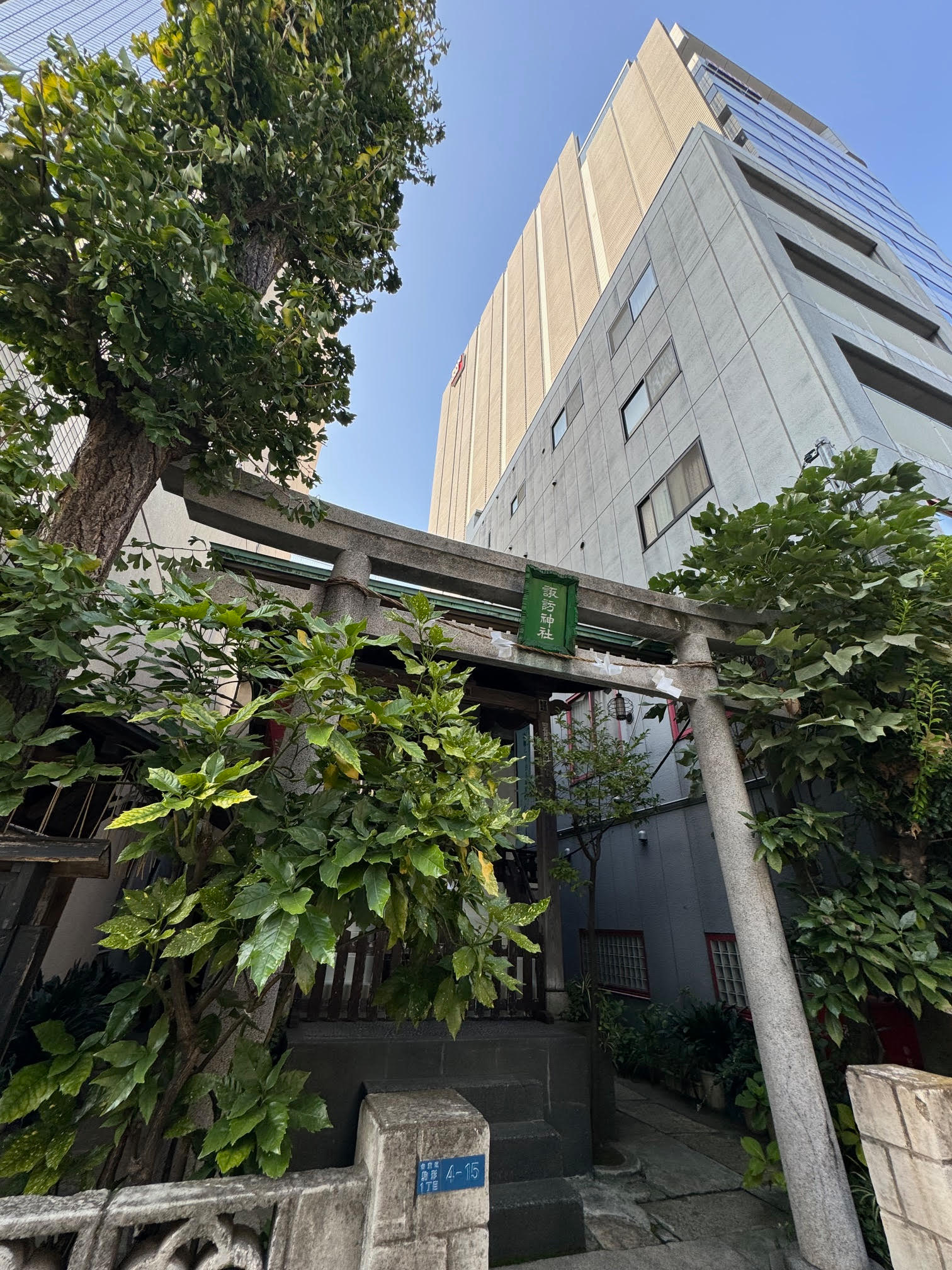 諏訪（境内）.jpg
