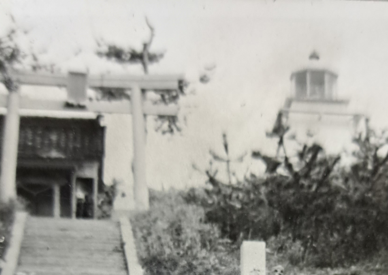 木造灯台の写真.jpg