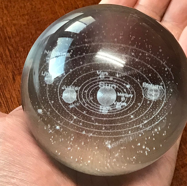 宇宙の球.jpg