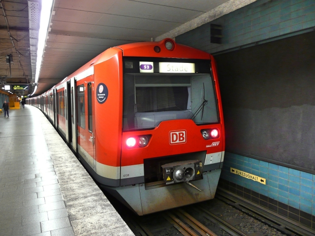27776089_s.jpg