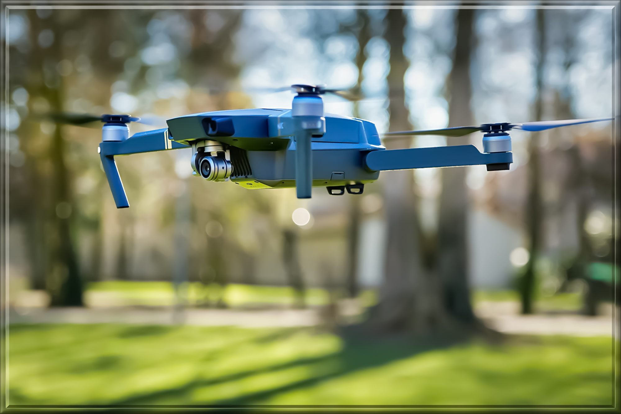 drone-3181111.jpg
