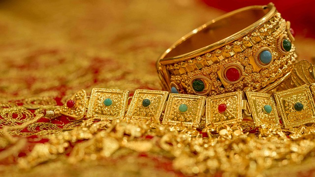 gold-g210169d5b_640.jpg