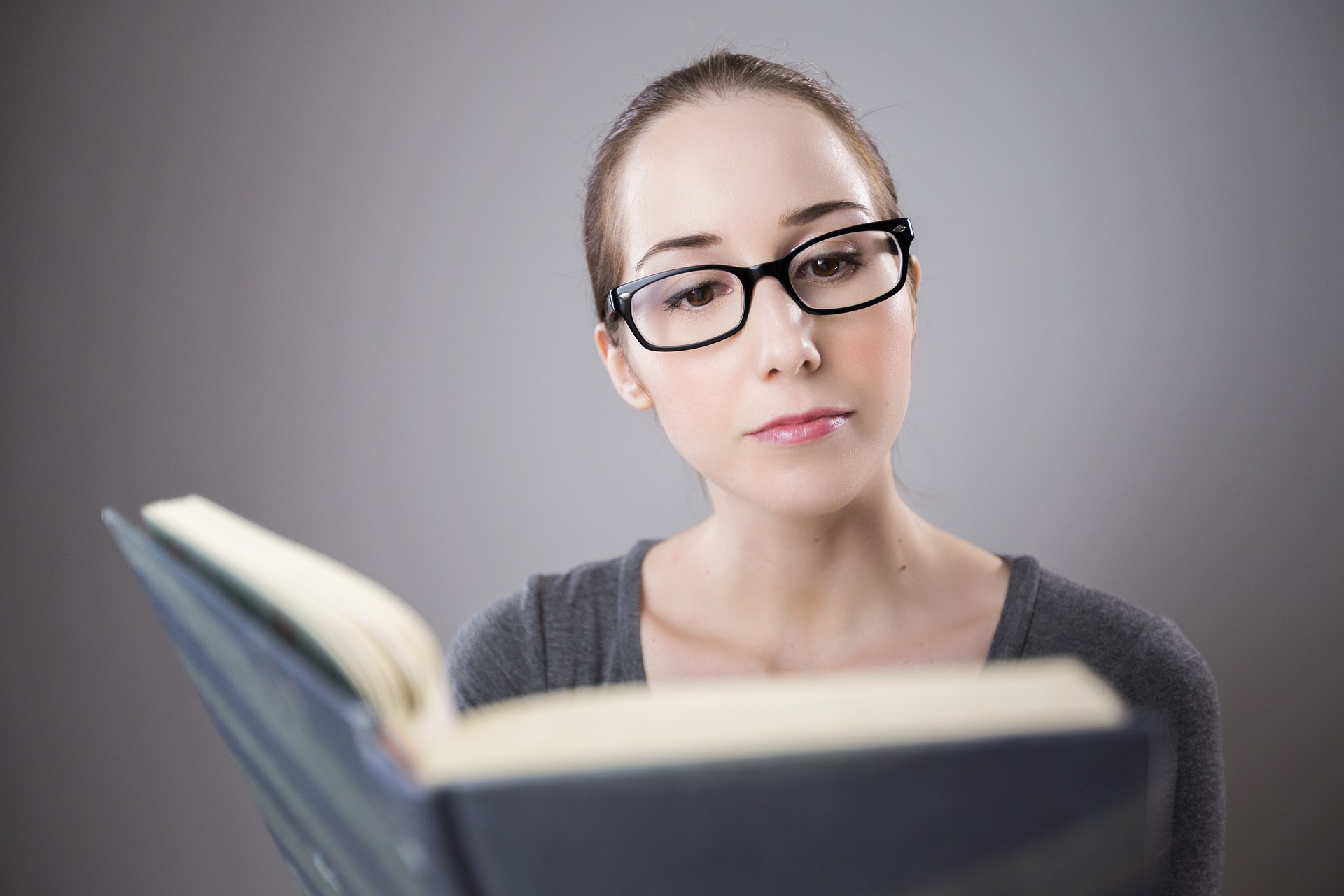 book-g4f6e7aa96_1920.jpg