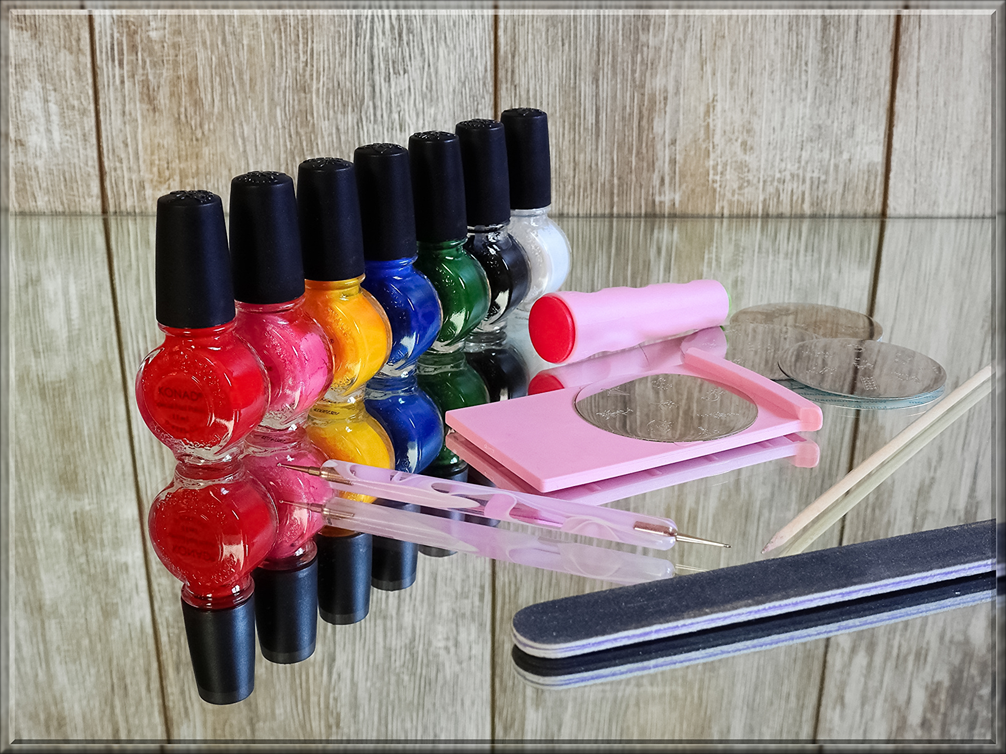 nail-polish-2112358.jpg
