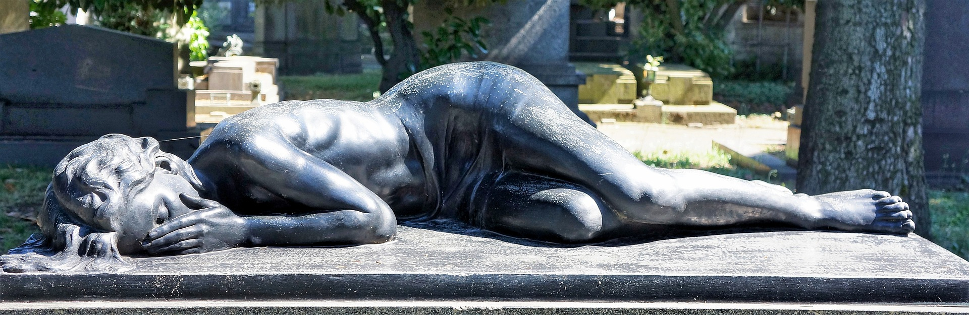 grief-g3ce64e3b1_1920.jpg