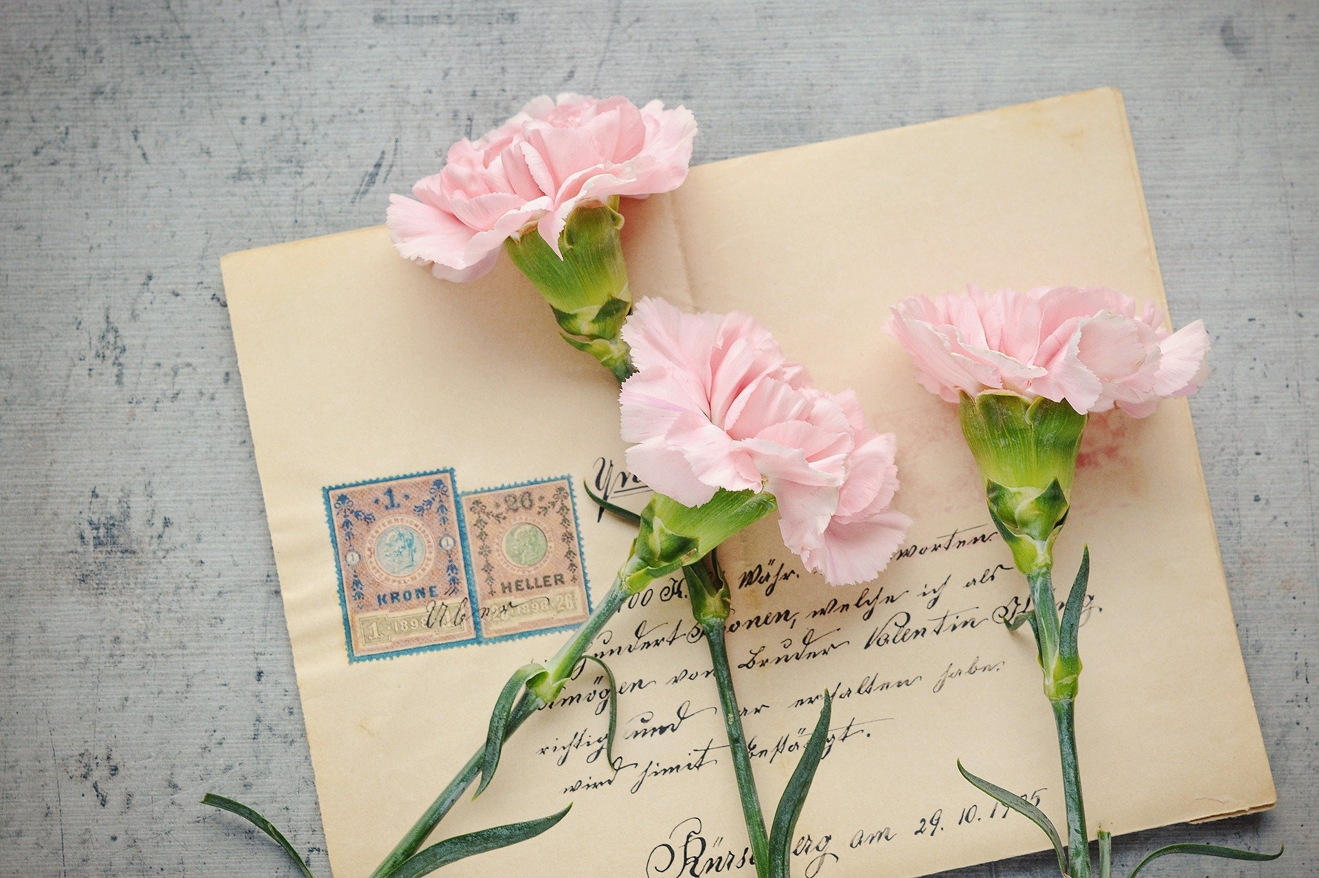 letters-1390463_1920.jpg
