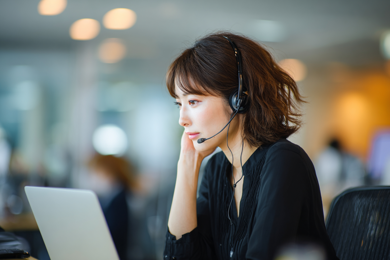 Focused Call Center Employee.png