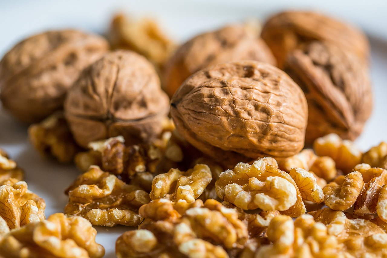 walnut-2816934_1280.jpg