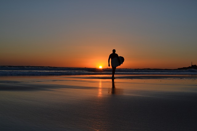 surf-2360137_640.jpg