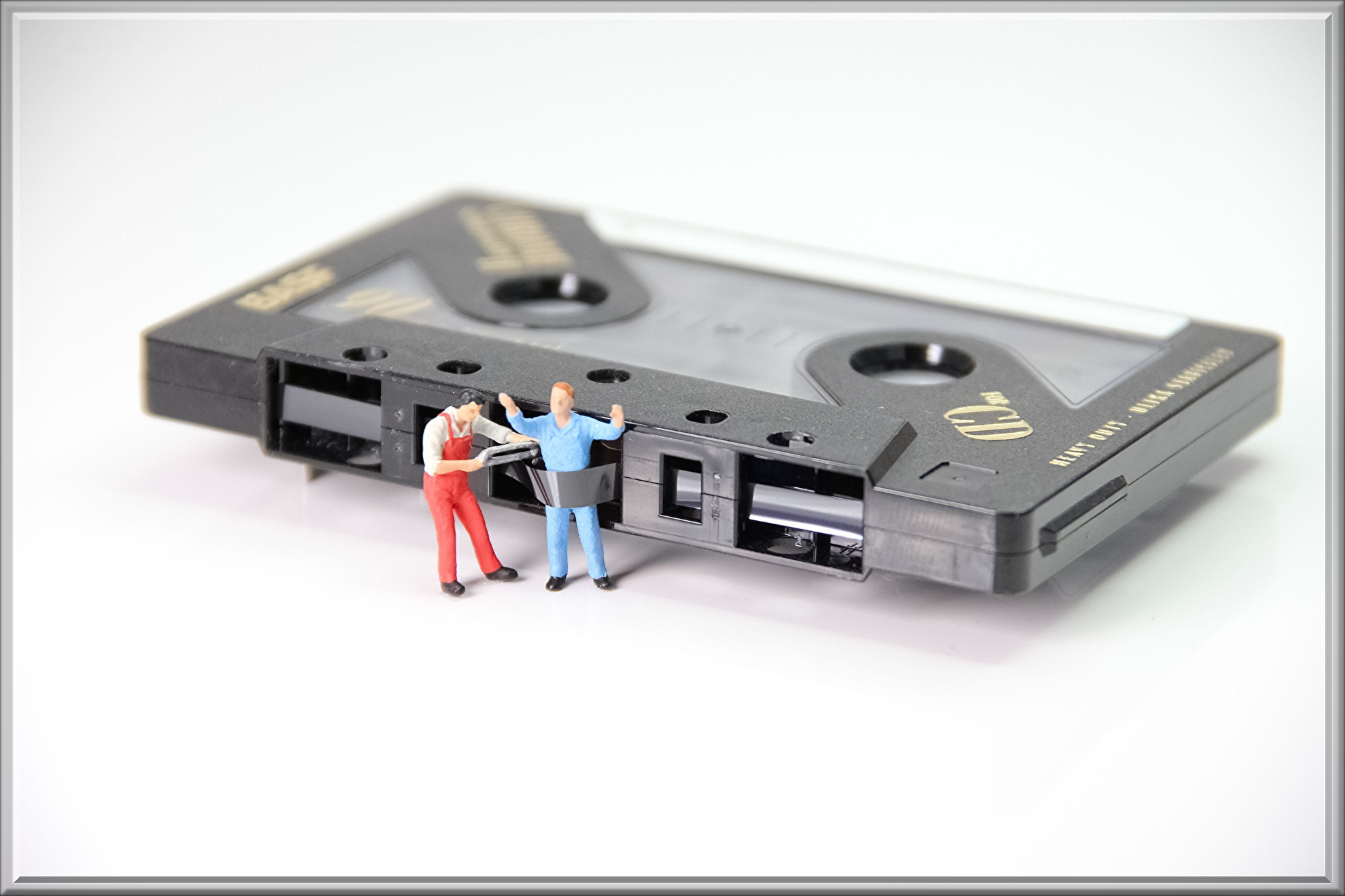 cassette-3115946.jpg