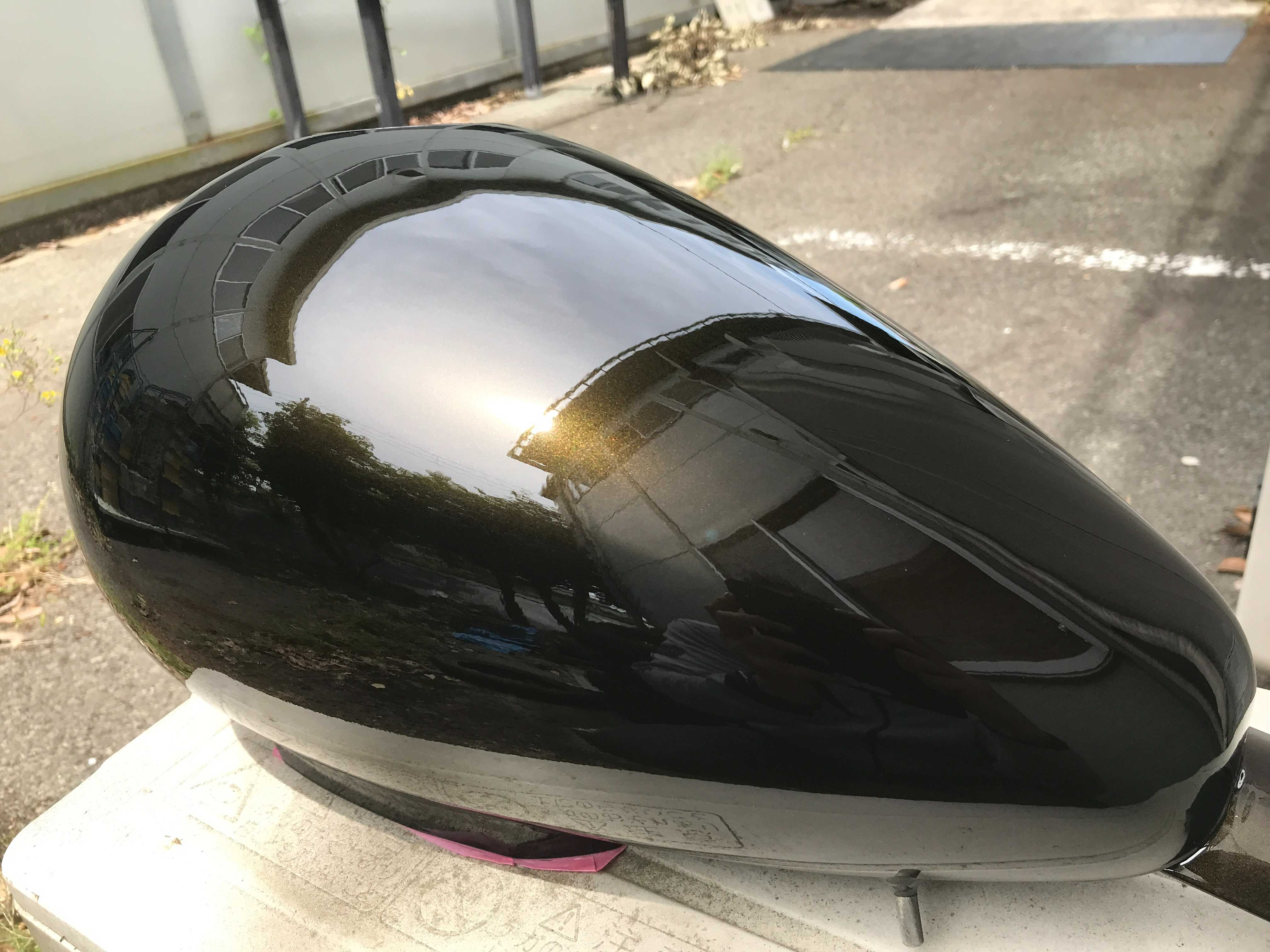 ハーレーダビッドソン 無塗装新品タンクの塗装 | 修理の価値を