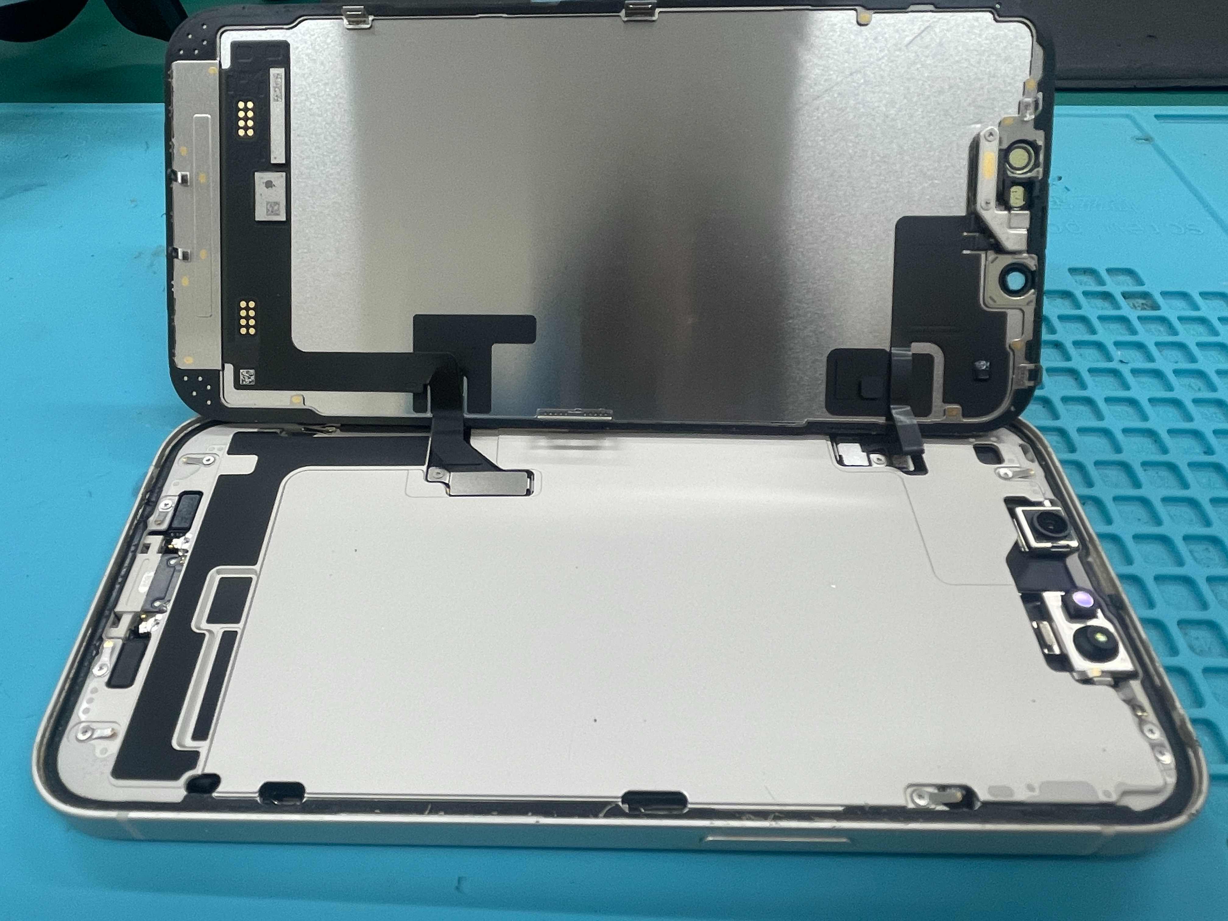 iPhone 14 画面交換｜修理本舗トラちゃま｜coconalaブログ