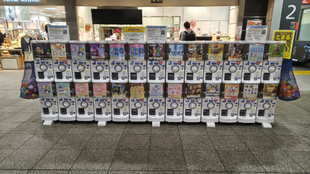 かむっくでは、このような現場の困りごとを起点に、 「素材・工程・役割を組み替える設計」 を行っています。