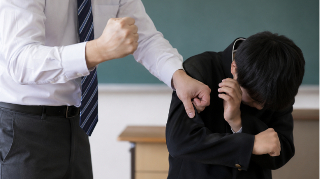 学校で体罰が発生する理由①