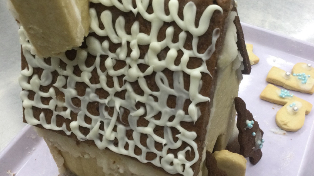 クリスマスのクッキーハウス