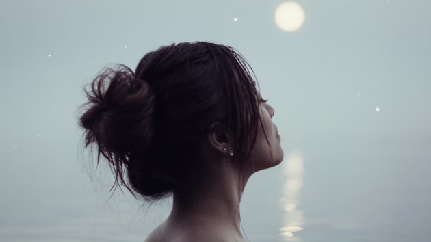 星が教える「愛される外見」──運命が動き出す「似合う」の秘密