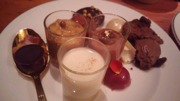 わらび餅屋カフェでモーニング