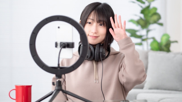 【簡単に「信頼と実績」を得る方法】