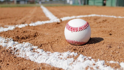 YouTubeでプロ野球OBの登録者10万人以上の注目チャンネルまとめ