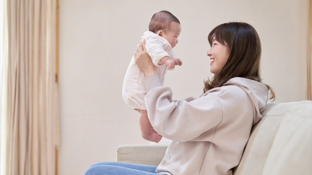 151 「母親はよくても子には影響あるはず」との声も…「未婚の母」
