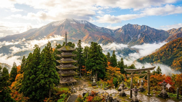 出羽三山を英語で説明すると？