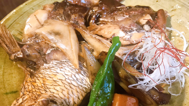 鯛カマの煮付け