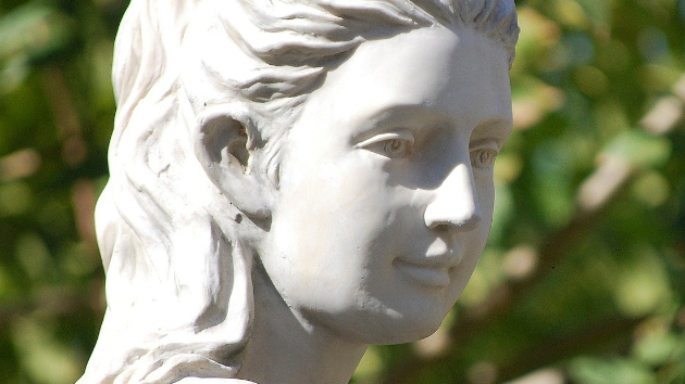 「妻を娶らば才長けて、見目麗しく、情けあり」|ルビー・ミッドナイト|coconalaブログ