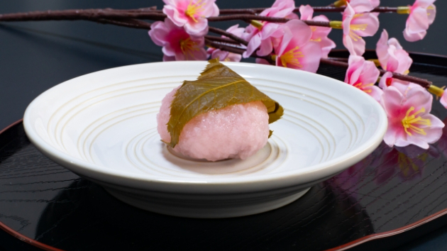 意外すぎる？ストレス社会にぴったりな食べ物・桜餅の魅力を紹介する
